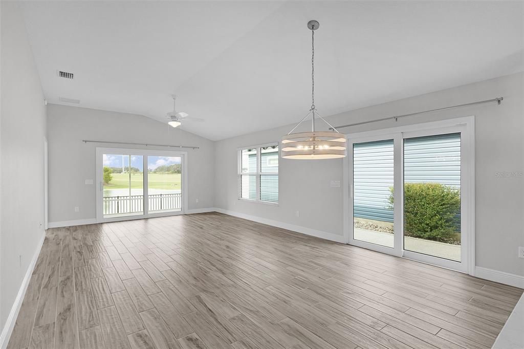 En Venta: $494,000 (3 camas, 2 baños, 1484 Pies cuadrados)