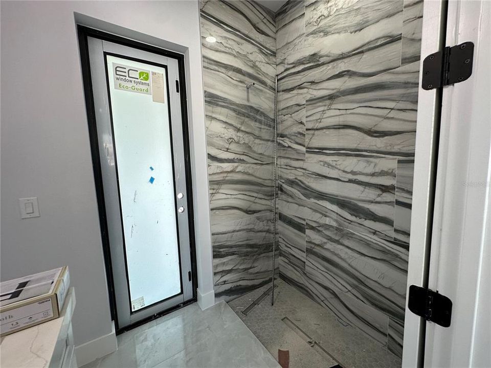 待售: $615,000 (4 贝兹, 3 浴室, 1931 平方英尺)