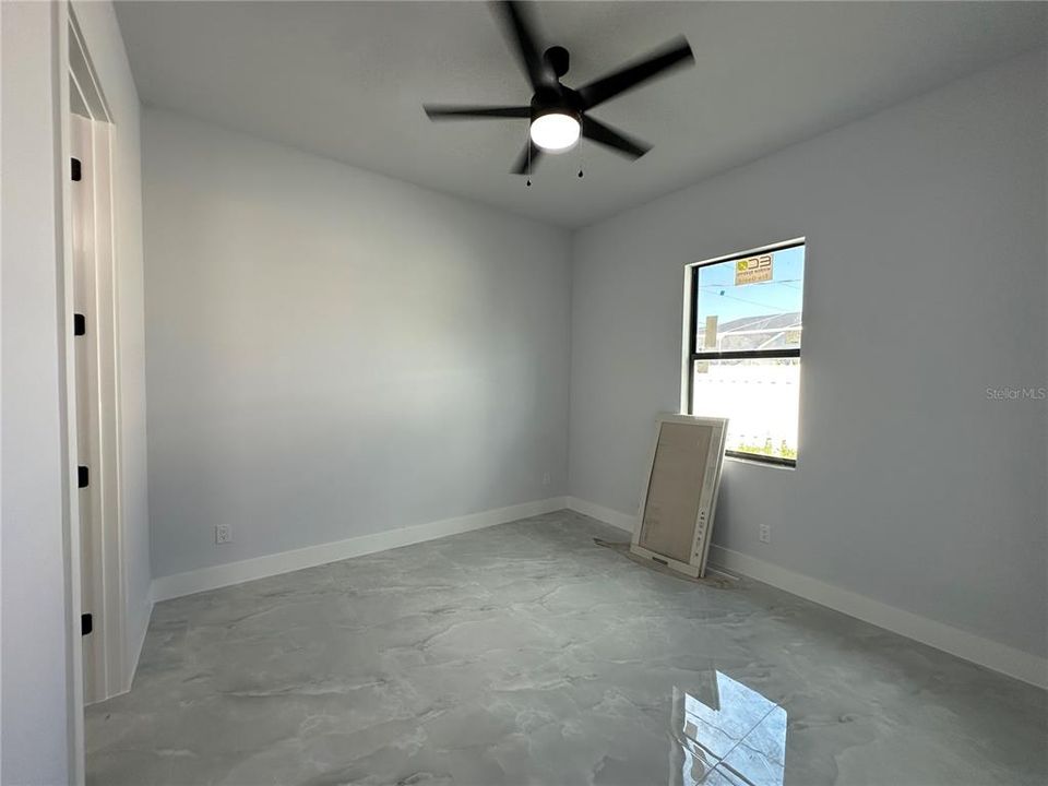 待售: $615,000 (4 贝兹, 3 浴室, 1931 平方英尺)