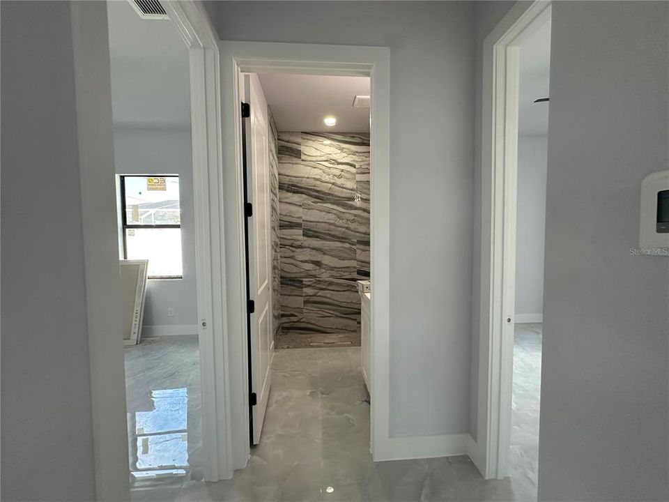 待售: $615,000 (4 贝兹, 3 浴室, 1931 平方英尺)