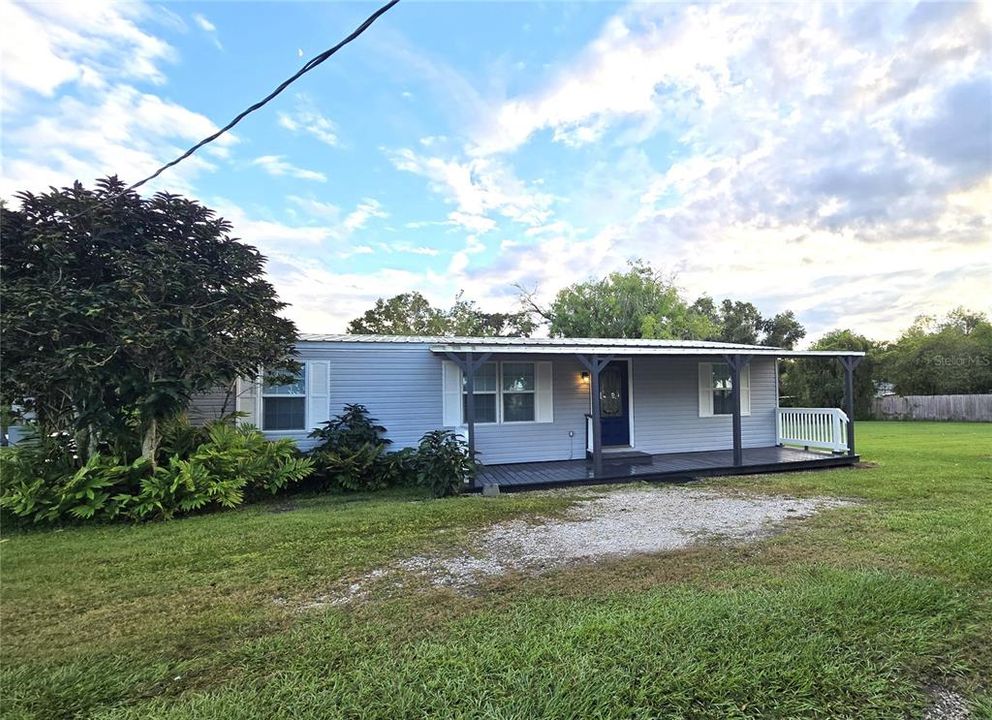 На продажу: $339,900 (3 спален, 2 ванн, 1100 Квадратных фут)