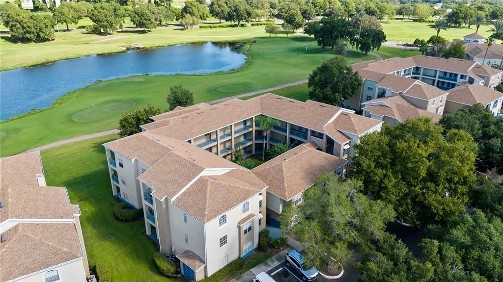 For Sale: $180,000 (1 beds, 1 baths, 842 Square Feet)