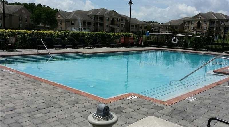 For Sale: $224,000 (2 beds, 2 baths, 1041 Square Feet)