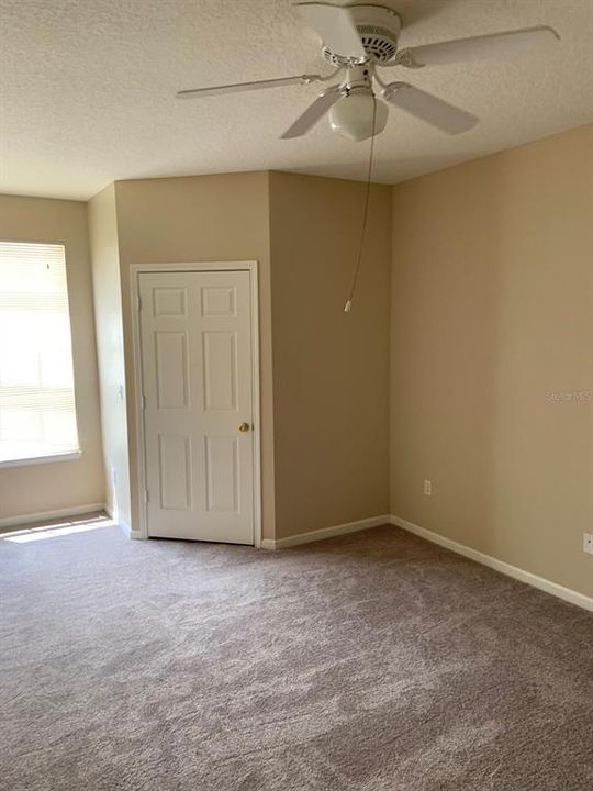 For Sale: $224,000 (2 beds, 2 baths, 1041 Square Feet)