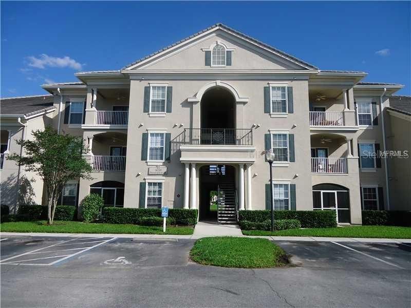 For Sale: $224,000 (2 beds, 2 baths, 1041 Square Feet)