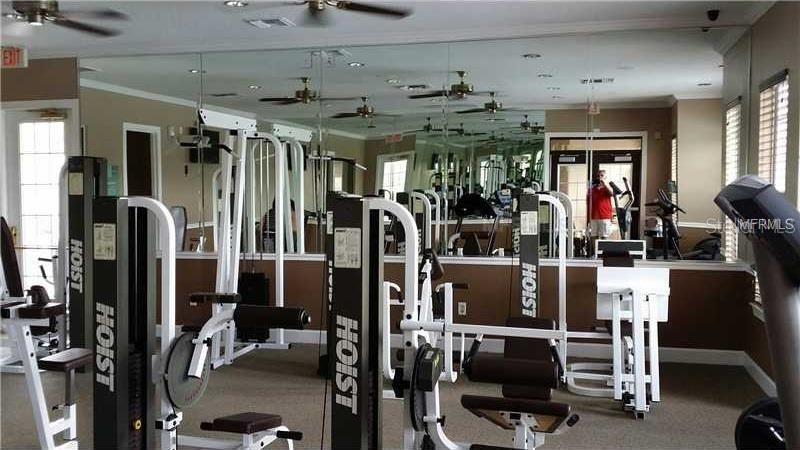 For Sale: $224,000 (2 beds, 2 baths, 1041 Square Feet)