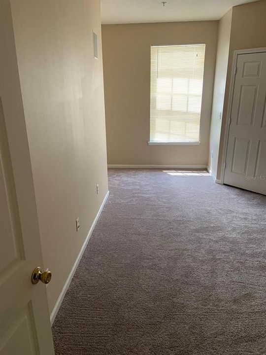 For Sale: $224,000 (2 beds, 2 baths, 1041 Square Feet)