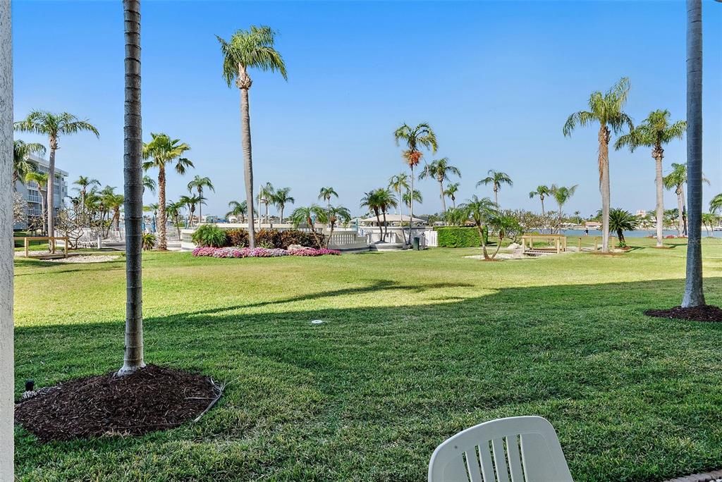 For Sale: $525,000 (2 beds, 2 baths, 1160 Square Feet)