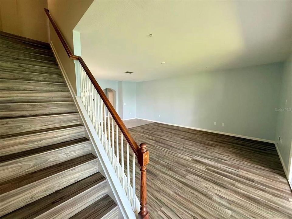 En Renta: $2,400 (3 camas, 2 baños, 2016 Pies cuadrados)