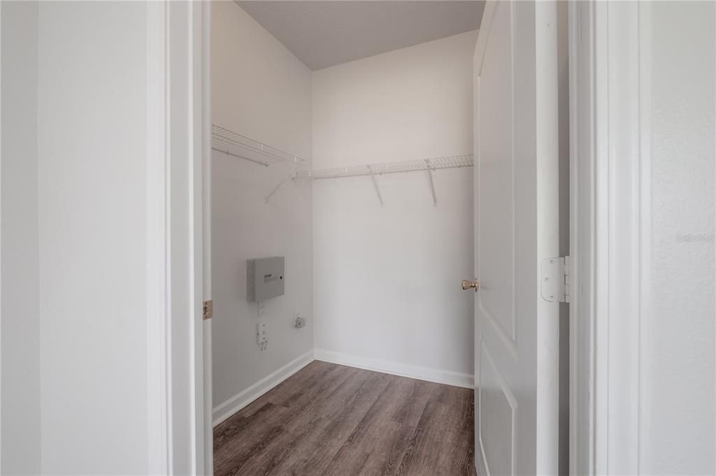 En Venta: $147,000 (2 camas, 2 baños, 983 Pies cuadrados)