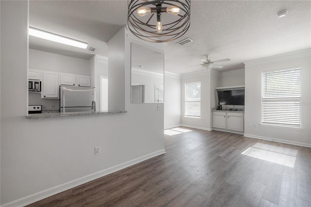 En Venta: $147,000 (2 camas, 2 baños, 983 Pies cuadrados)