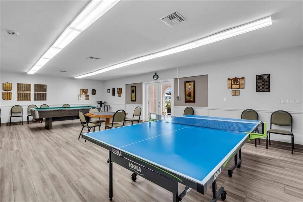 Active With Contract: $279,000 (2 beds, 2 baths, 1370 Square Feet)