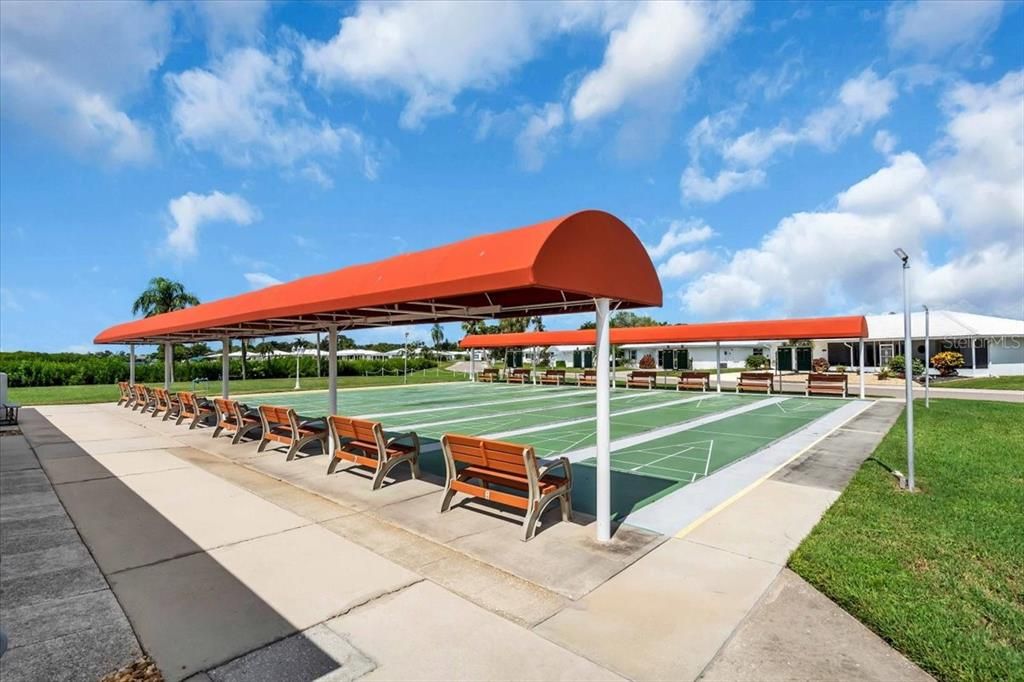 Active With Contract: $279,000 (2 beds, 2 baths, 1370 Square Feet)