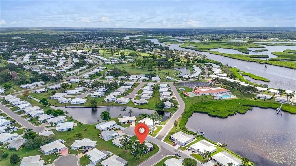 Active With Contract: $279,000 (2 beds, 2 baths, 1370 Square Feet)