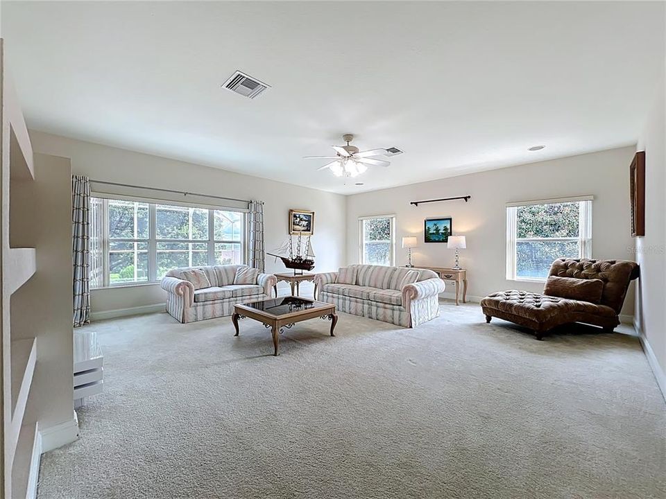 For Rent: $9,000 (5 beds, 5 baths, 4444 Square Feet)