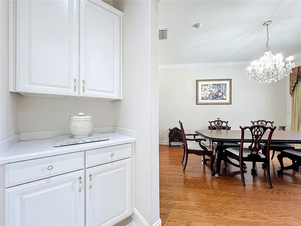 For Rent: $9,000 (5 beds, 5 baths, 4444 Square Feet)