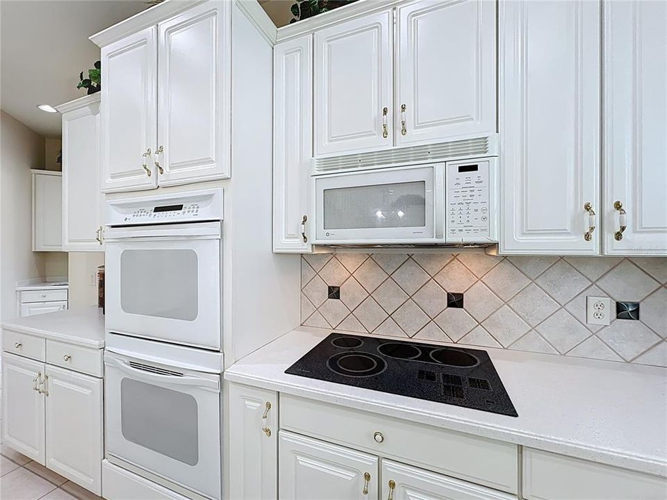 For Rent: $9,000 (5 beds, 5 baths, 4444 Square Feet)