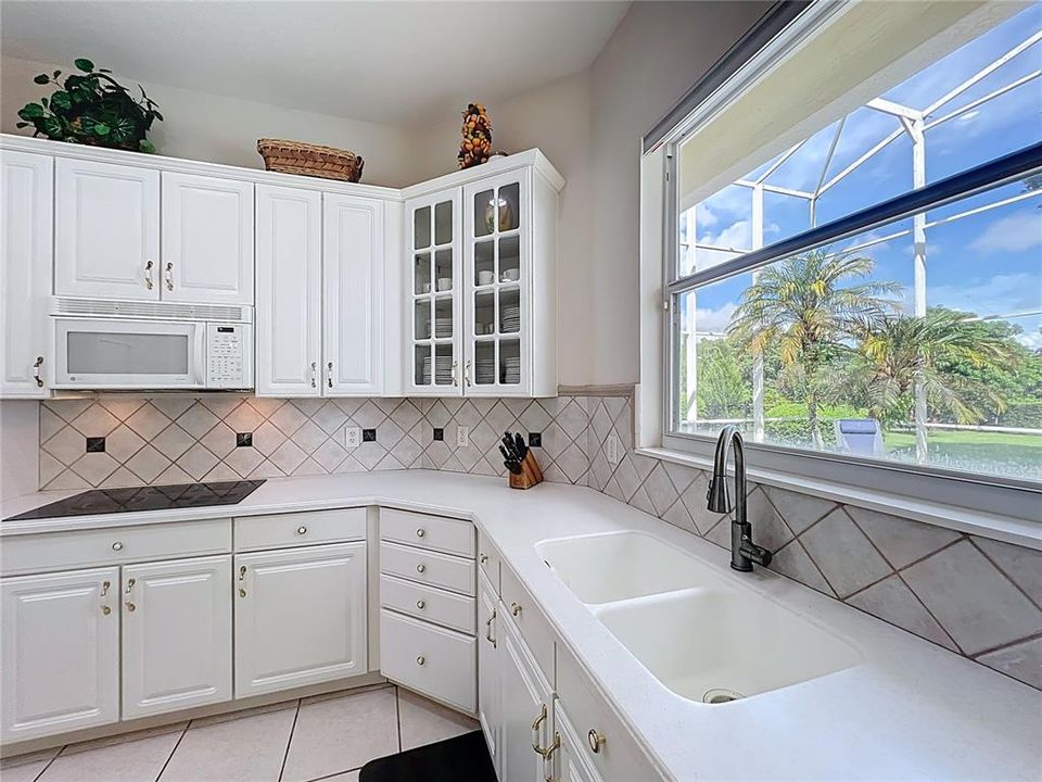 For Rent: $9,000 (5 beds, 5 baths, 4444 Square Feet)