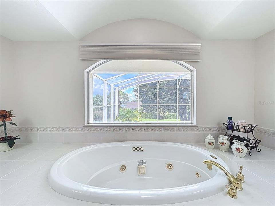 For Rent: $9,000 (5 beds, 5 baths, 4444 Square Feet)