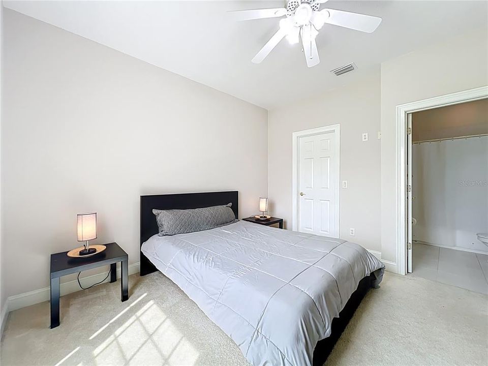 For Rent: $9,000 (5 beds, 5 baths, 4444 Square Feet)