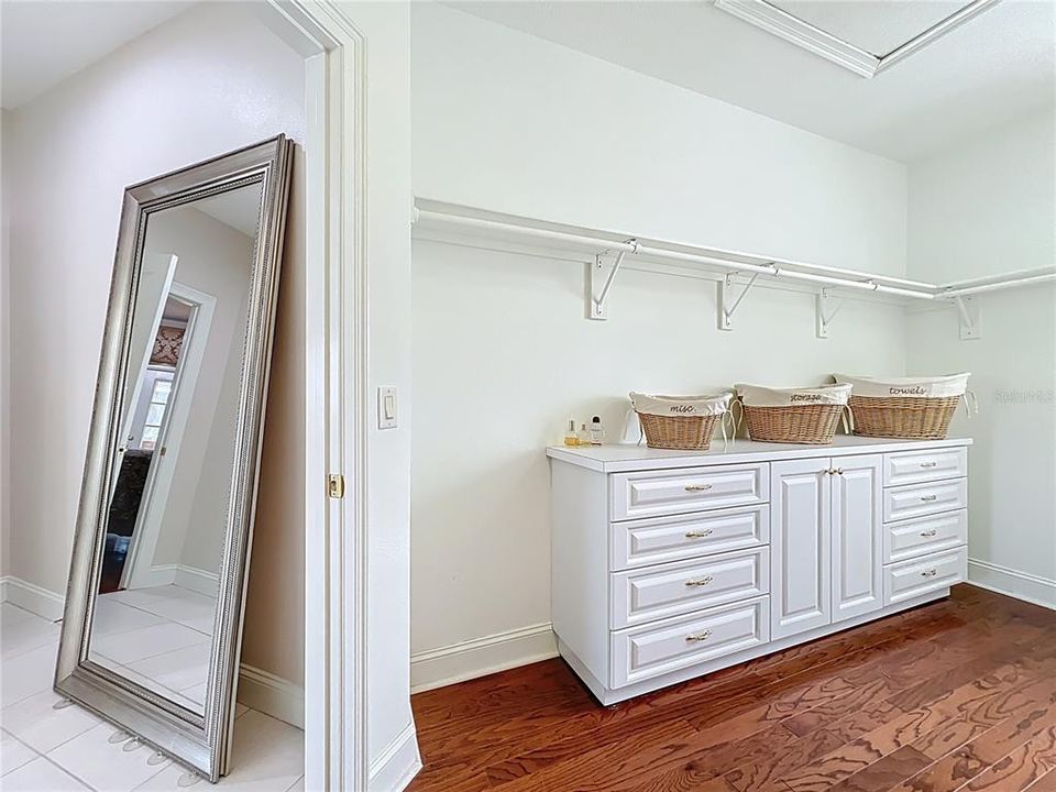 For Rent: $9,000 (5 beds, 5 baths, 4444 Square Feet)