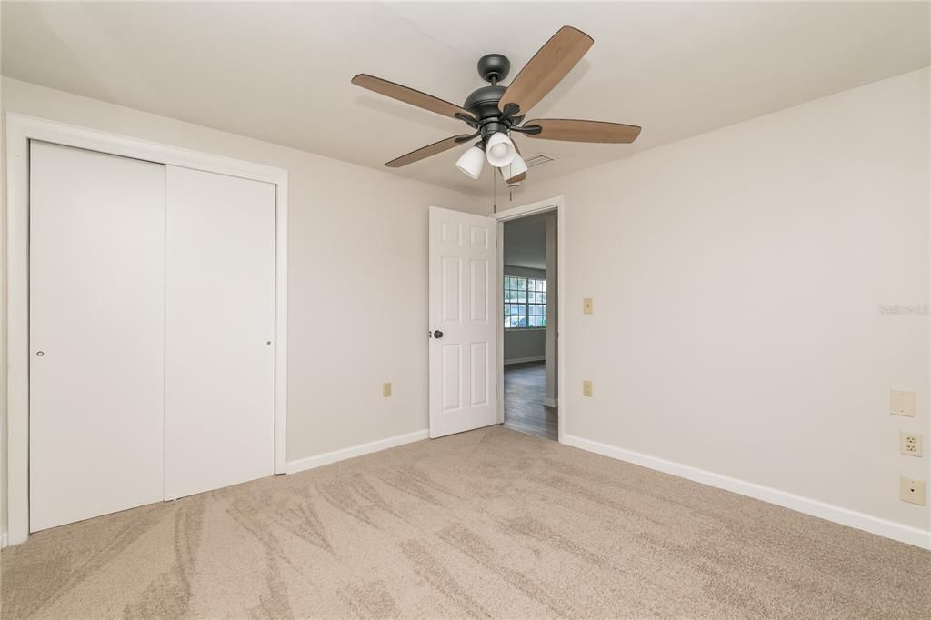 Activo con contrato: $199,900 (2 camas, 1 baños, 988 Pies cuadrados)