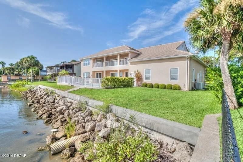 For Sale: $1,399,900 (4 beds, 4 baths, 3583 Square Feet)