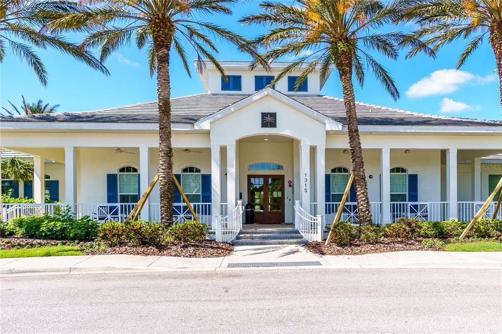 For Rent: $4,200 (3 beds, 2 baths, 2427 Square Feet)