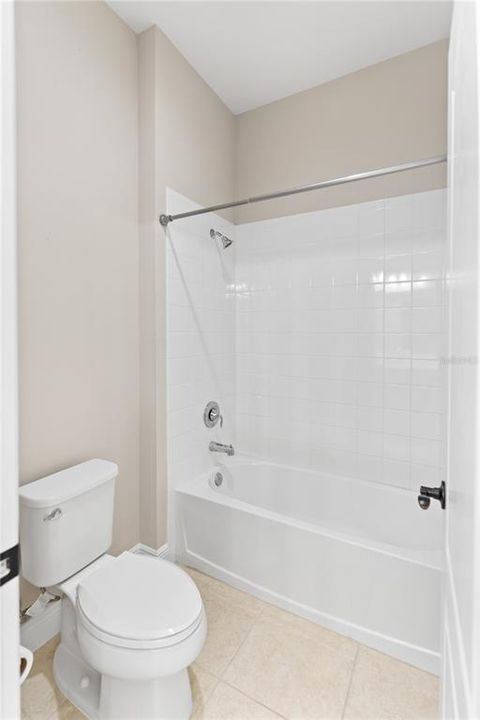 For Rent: $4,200 (3 beds, 2 baths, 2427 Square Feet)