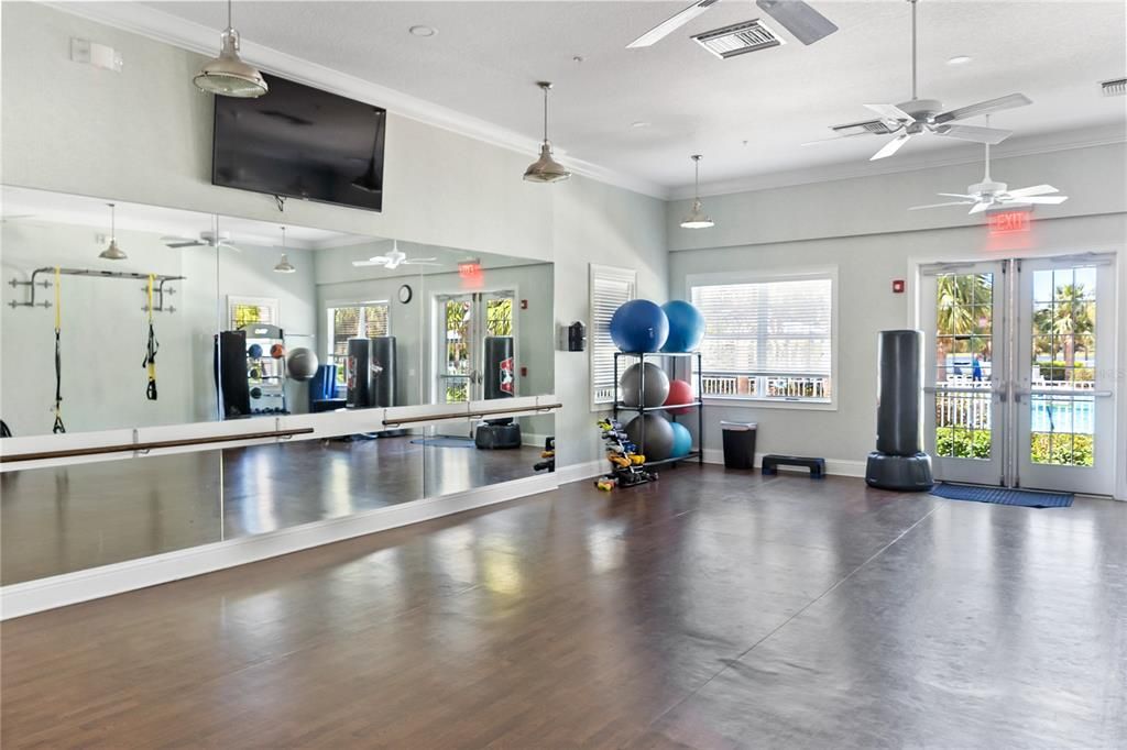 For Rent: $4,200 (3 beds, 2 baths, 2427 Square Feet)