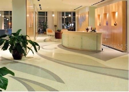 Под контрактом: $2,495 (1 спален, 1 ванн, 921 Квадратных фут)