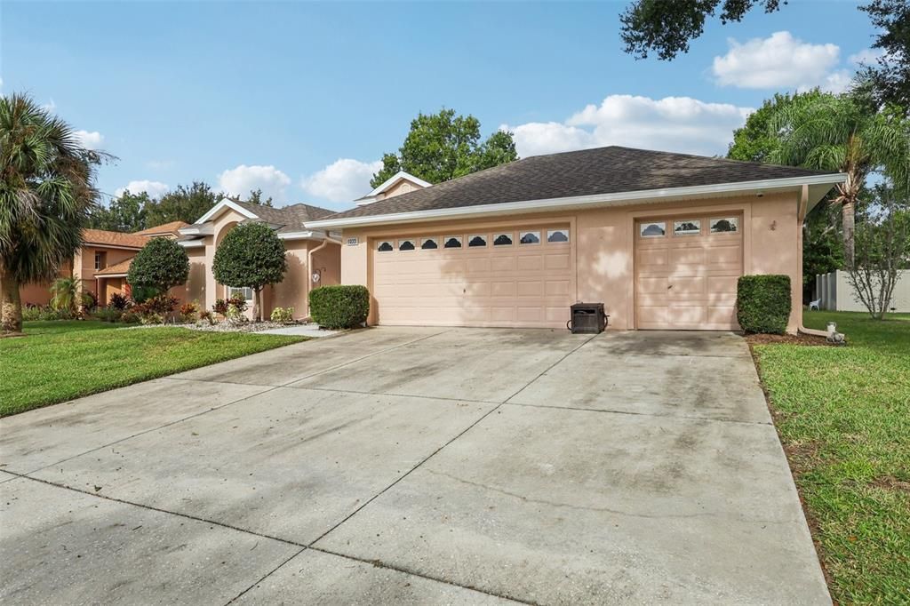 合同活跃: $340,000 (3 贝兹, 2 浴室, 1719 平方英尺)