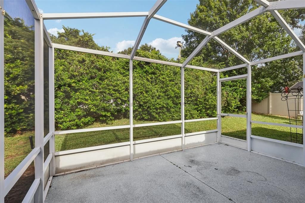 合同活跃: $340,000 (3 贝兹, 2 浴室, 1719 平方英尺)