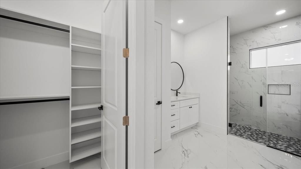 На продажу: $549,500 (4 спален, 3 ванн, 1734 Квадратных фут)