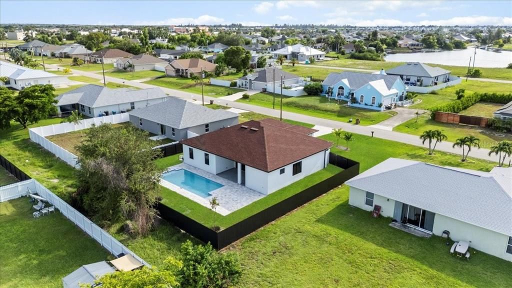 На продажу: $549,500 (4 спален, 3 ванн, 1734 Квадратных фут)