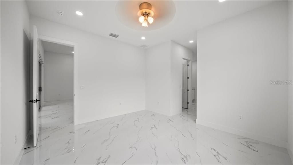 На продажу: $549,500 (4 спален, 3 ванн, 1734 Квадратных фут)