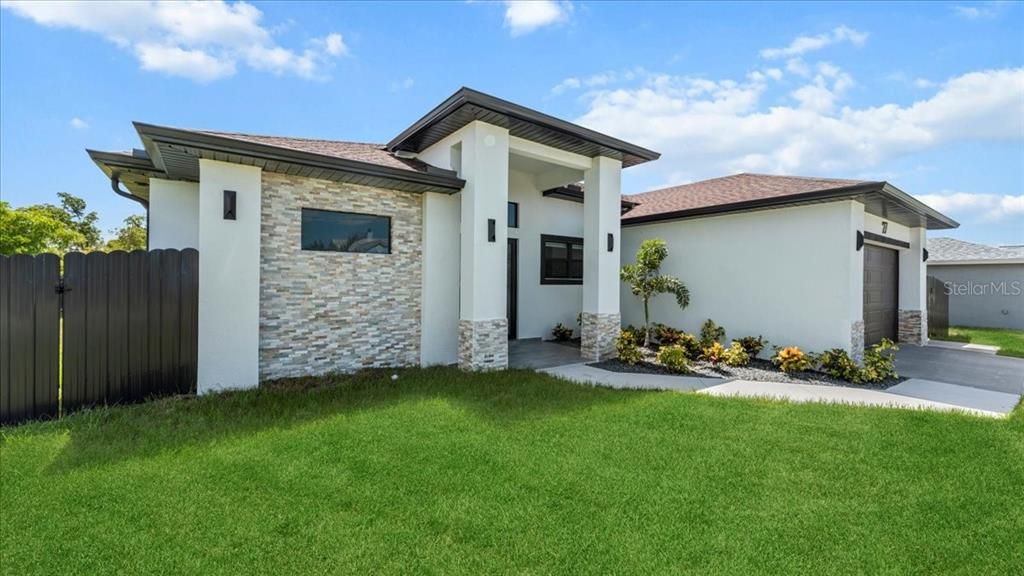 На продажу: $549,500 (4 спален, 3 ванн, 1734 Квадратных фут)