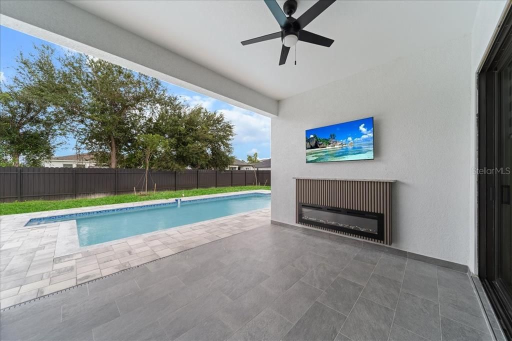 На продажу: $549,500 (4 спален, 3 ванн, 1734 Квадратных фут)