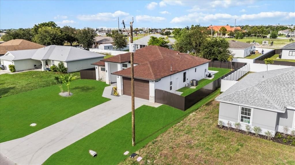 На продажу: $549,500 (4 спален, 3 ванн, 1734 Квадратных фут)