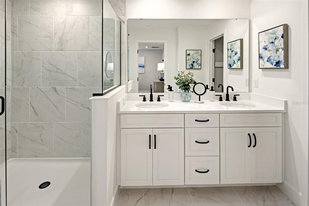 Active With Contract: $309,990 (3 beds, 2 baths, 1476 Square Feet)