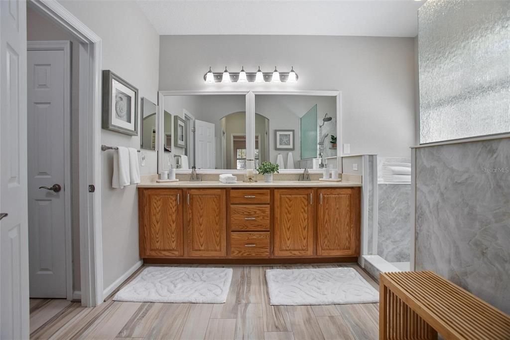 Active With Contract: $510,000 (3 beds, 2 baths, 2060 Square Feet)