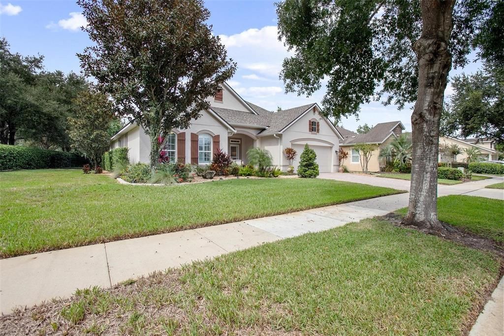 Active With Contract: $510,000 (3 beds, 2 baths, 2060 Square Feet)