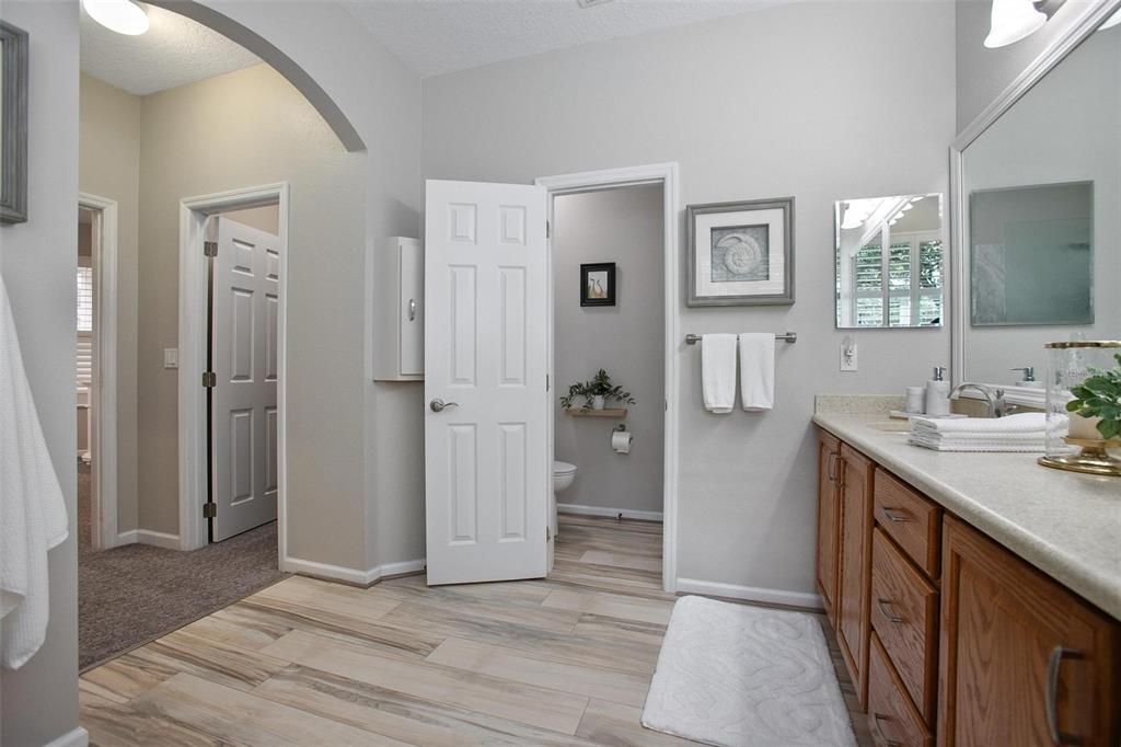 Active With Contract: $510,000 (3 beds, 2 baths, 2060 Square Feet)