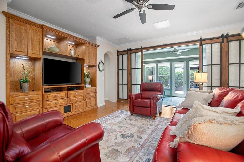 Active With Contract: $510,000 (3 beds, 2 baths, 2060 Square Feet)