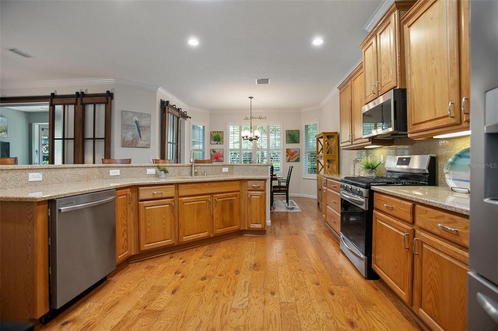 Active With Contract: $510,000 (3 beds, 2 baths, 2060 Square Feet)