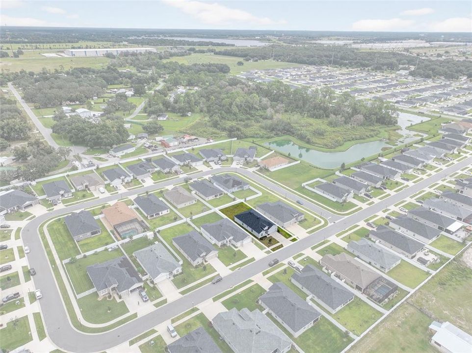 待售: $375,000 (4 贝兹, 2 浴室, 2081 平方英尺)