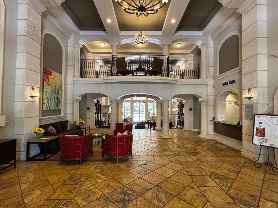 Под контрактом: $390,000 (1 спален, 1 ванн, 1073 Квадратных фут)