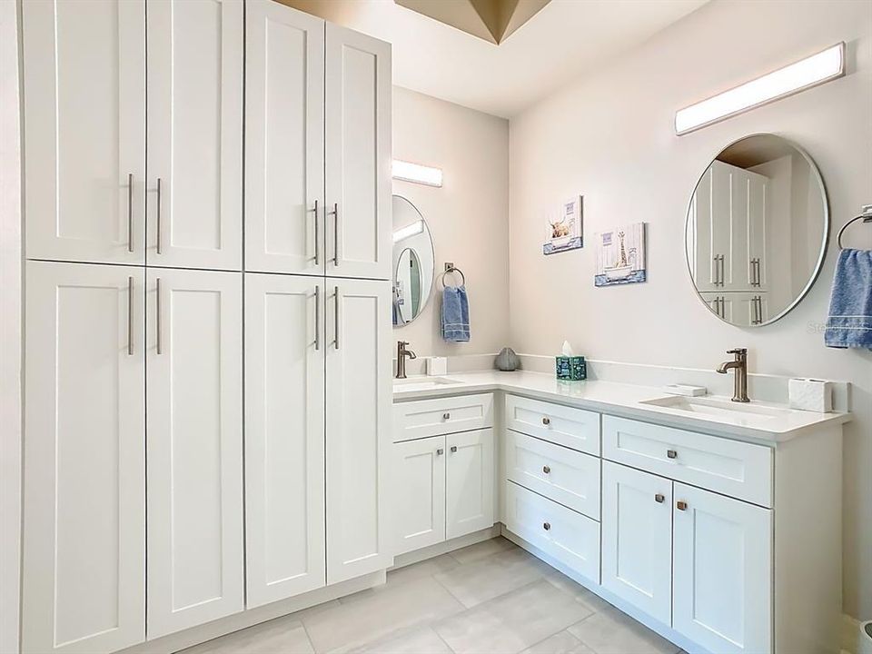 Под контрактом: $390,000 (1 спален, 1 ванн, 1073 Квадратных фут)