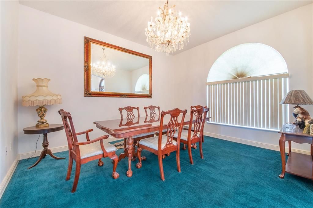 En Venta: $924,000 (4 camas, 3 baños, 3602 Pies cuadrados)