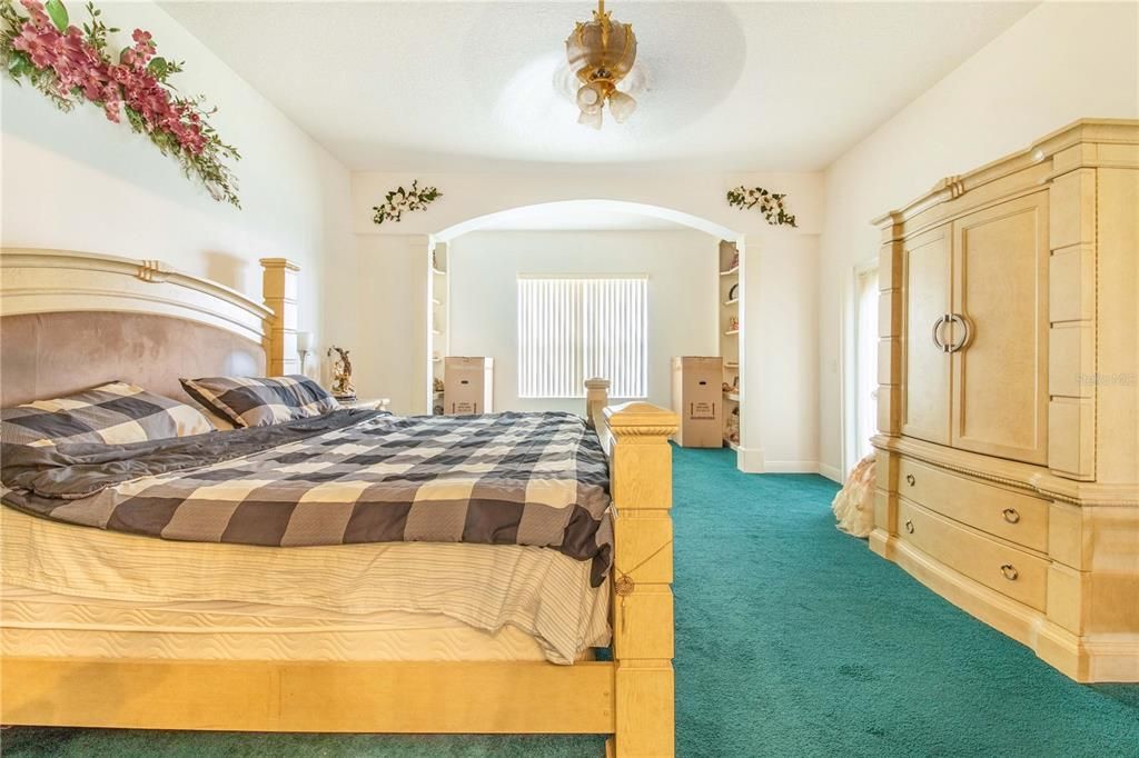 En Venta: $924,000 (4 camas, 3 baños, 3602 Pies cuadrados)